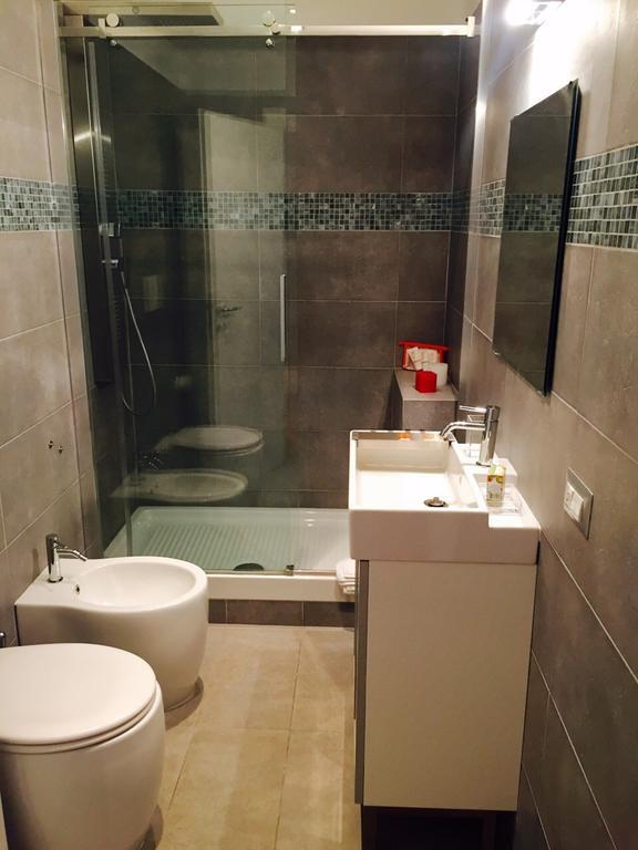 Casa Vacanza Colosseo Rom Værelse billede
